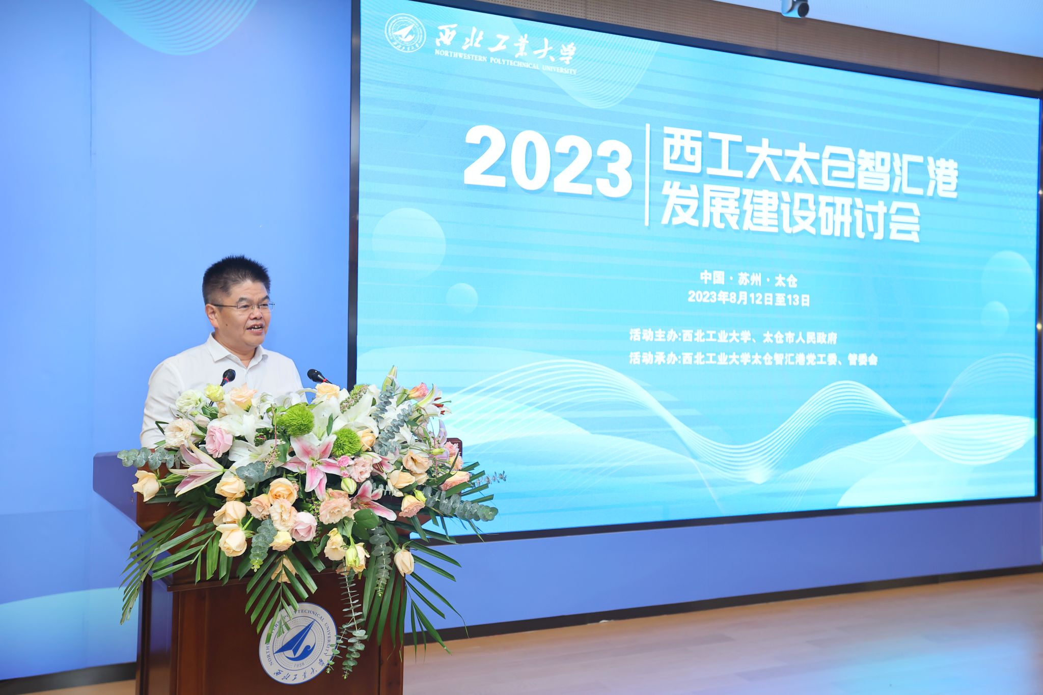 LUDI1042.JPG LUDI1042.JPG